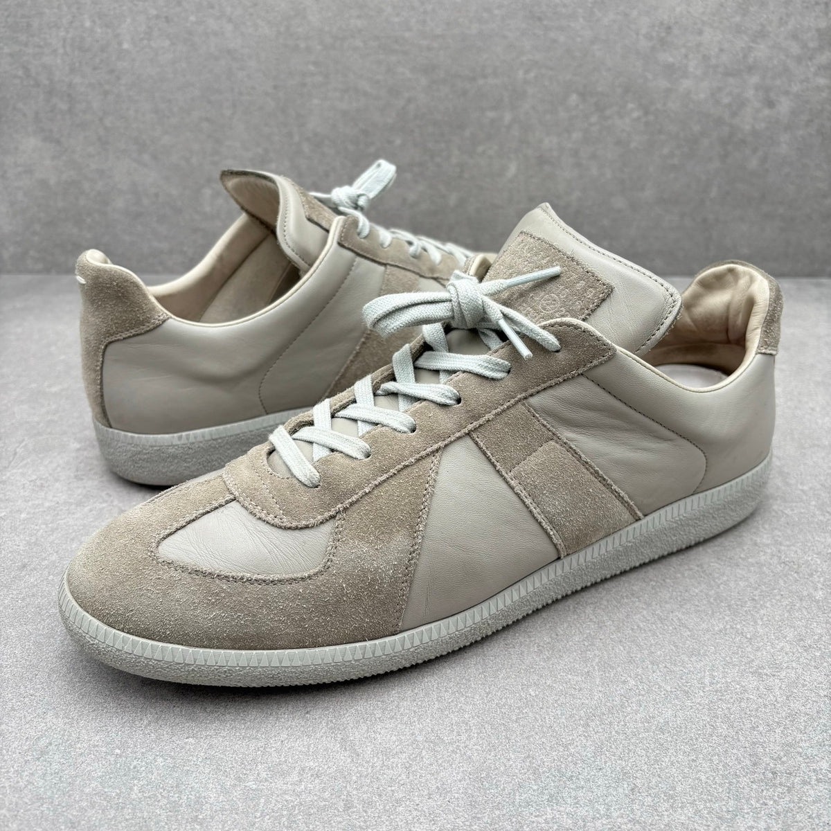 Low beige