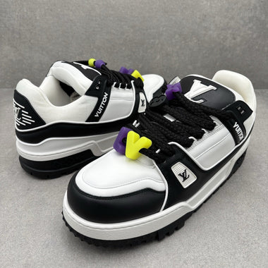 Maxi Black White