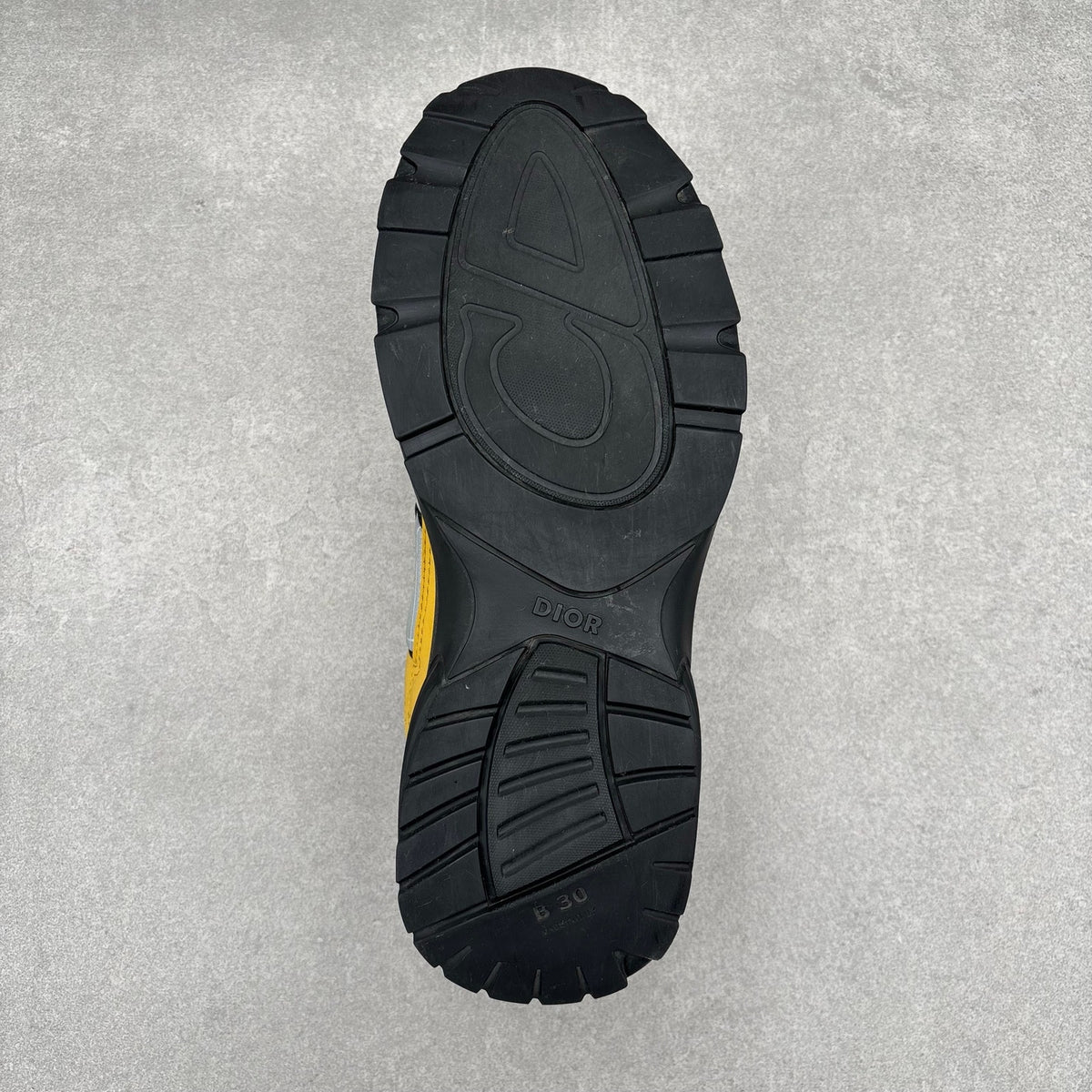 Dior B30 Reflective CD Yellow, black — photo 13