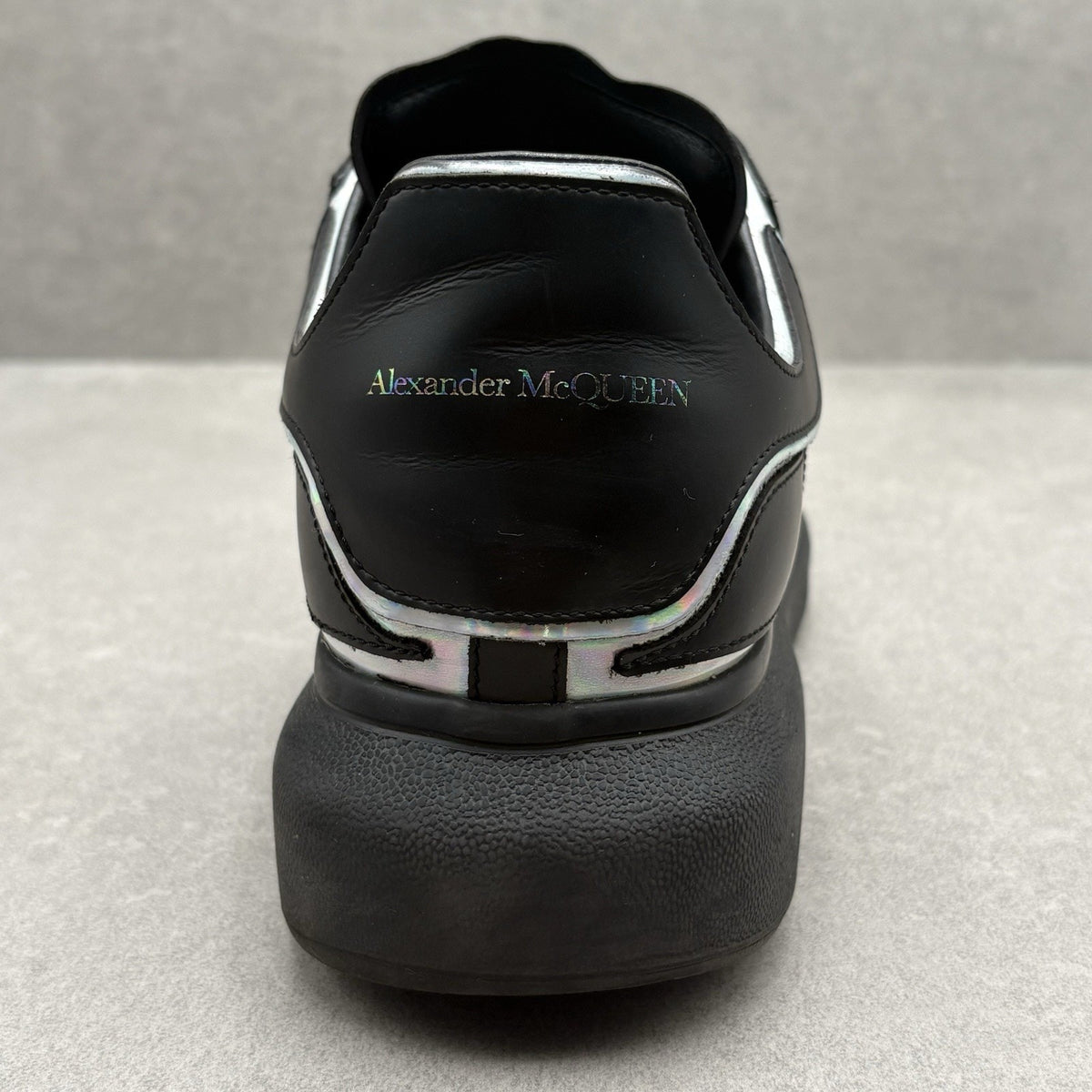 Oversized Sneaker Black Silver Holo — photo 3