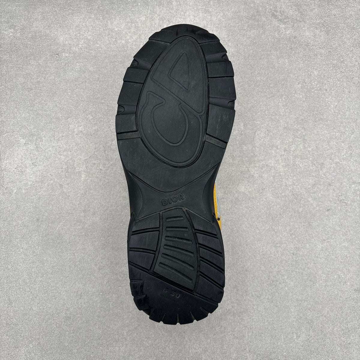 Dior B30 Reflective CD Yellow, black — photo 7