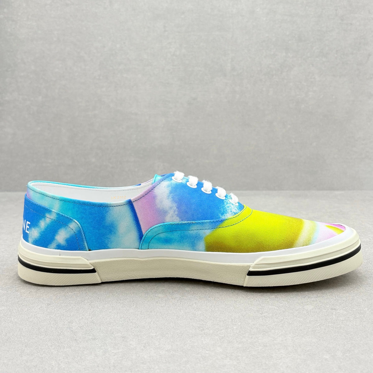 Canvas Low Top Sneaker Tie Dye — photo 10