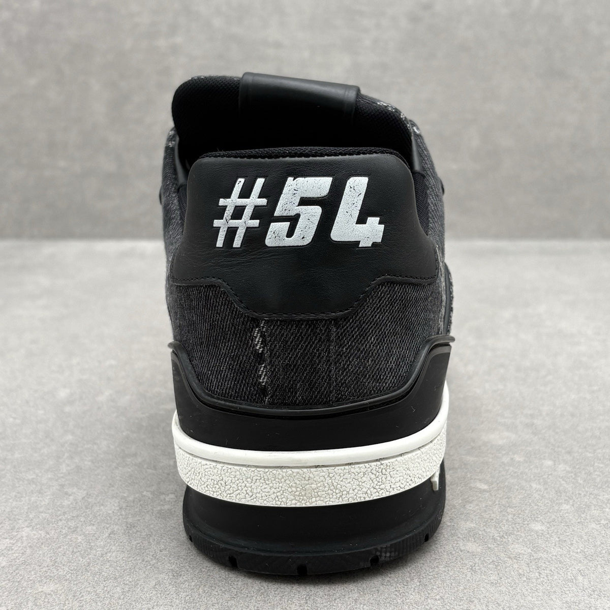 Trainer Black White — photo 3