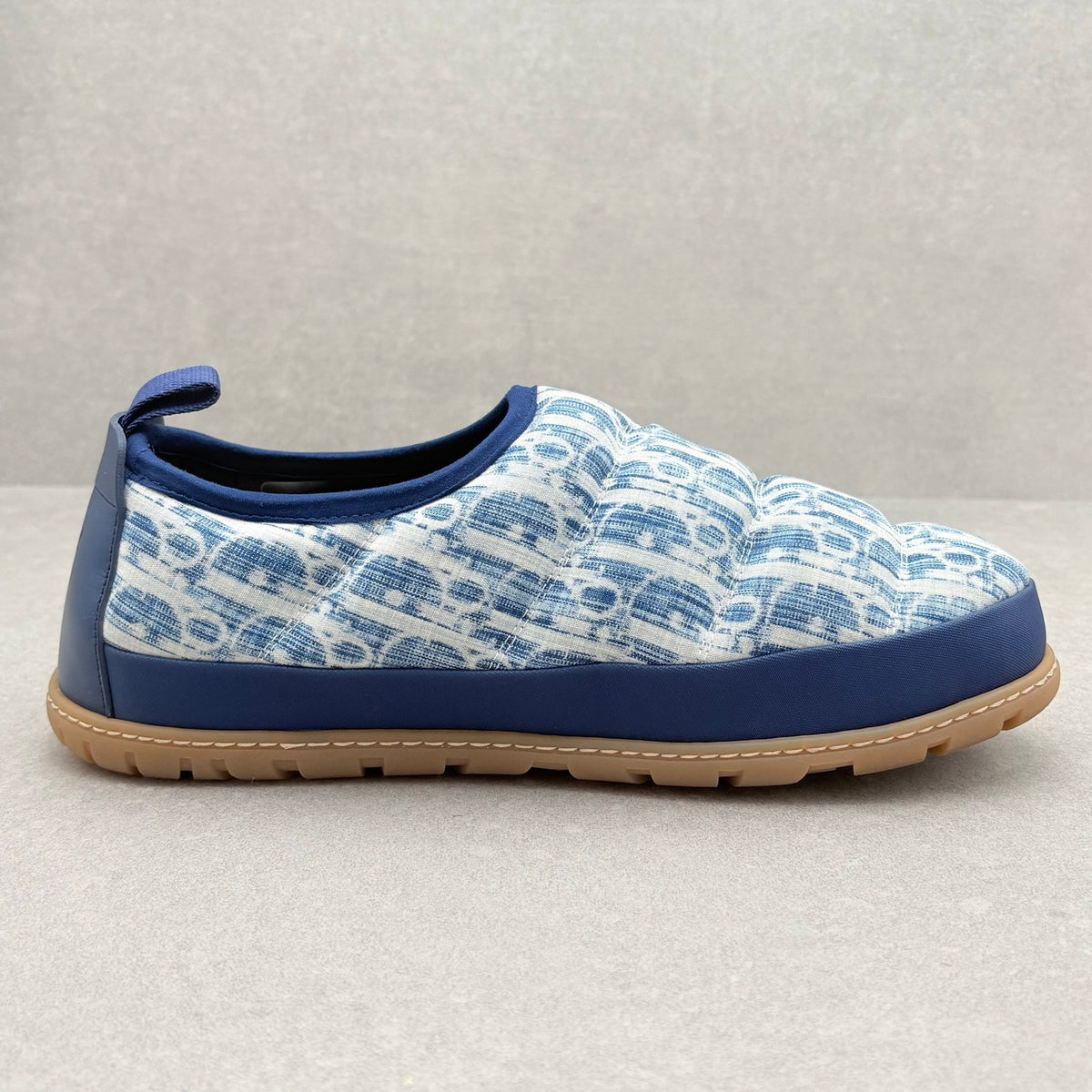 WORN ONCE! Dior Oblique Quilted Snow Puffer Slipper Blue — photo 10