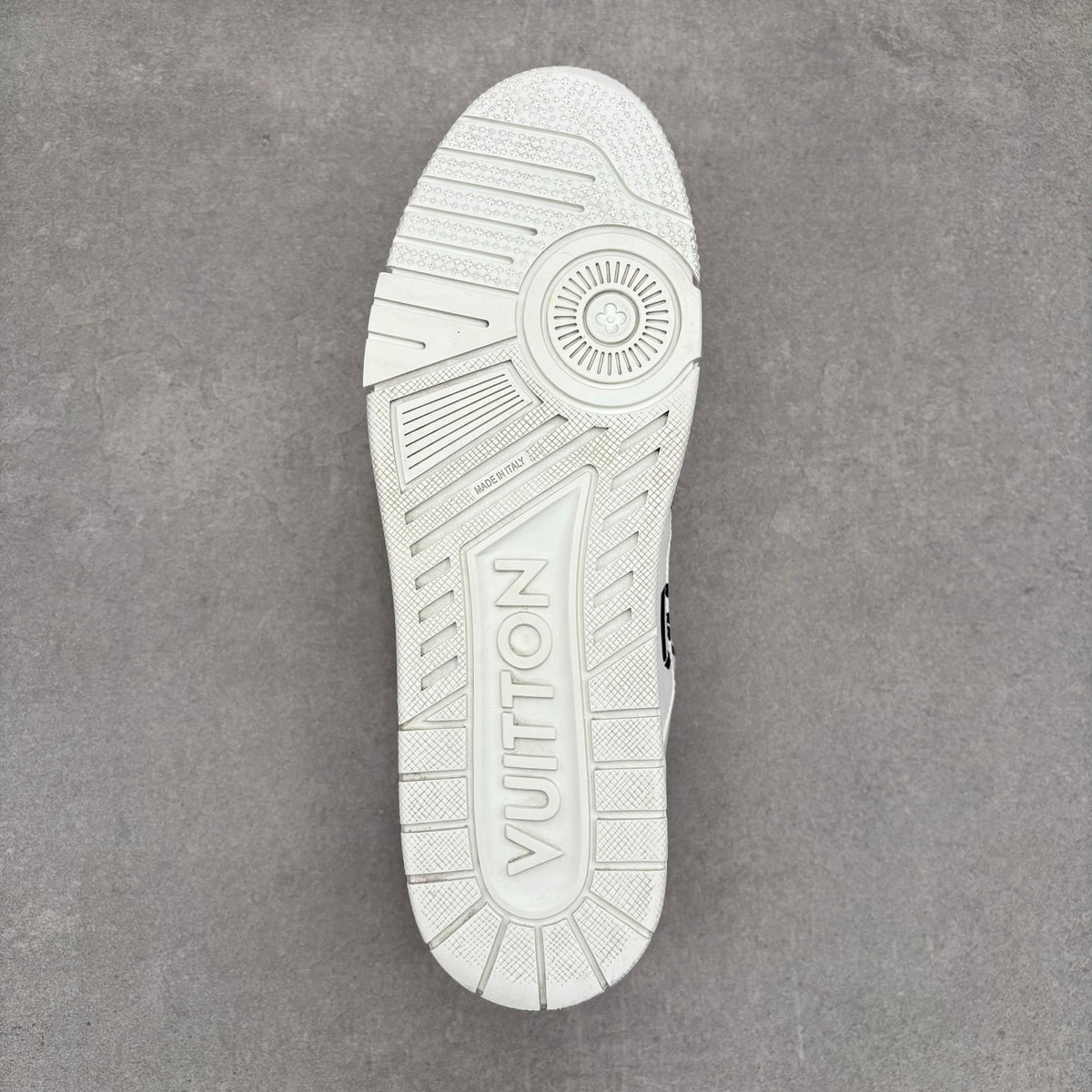Trainer White Black Recycled — photo 7
