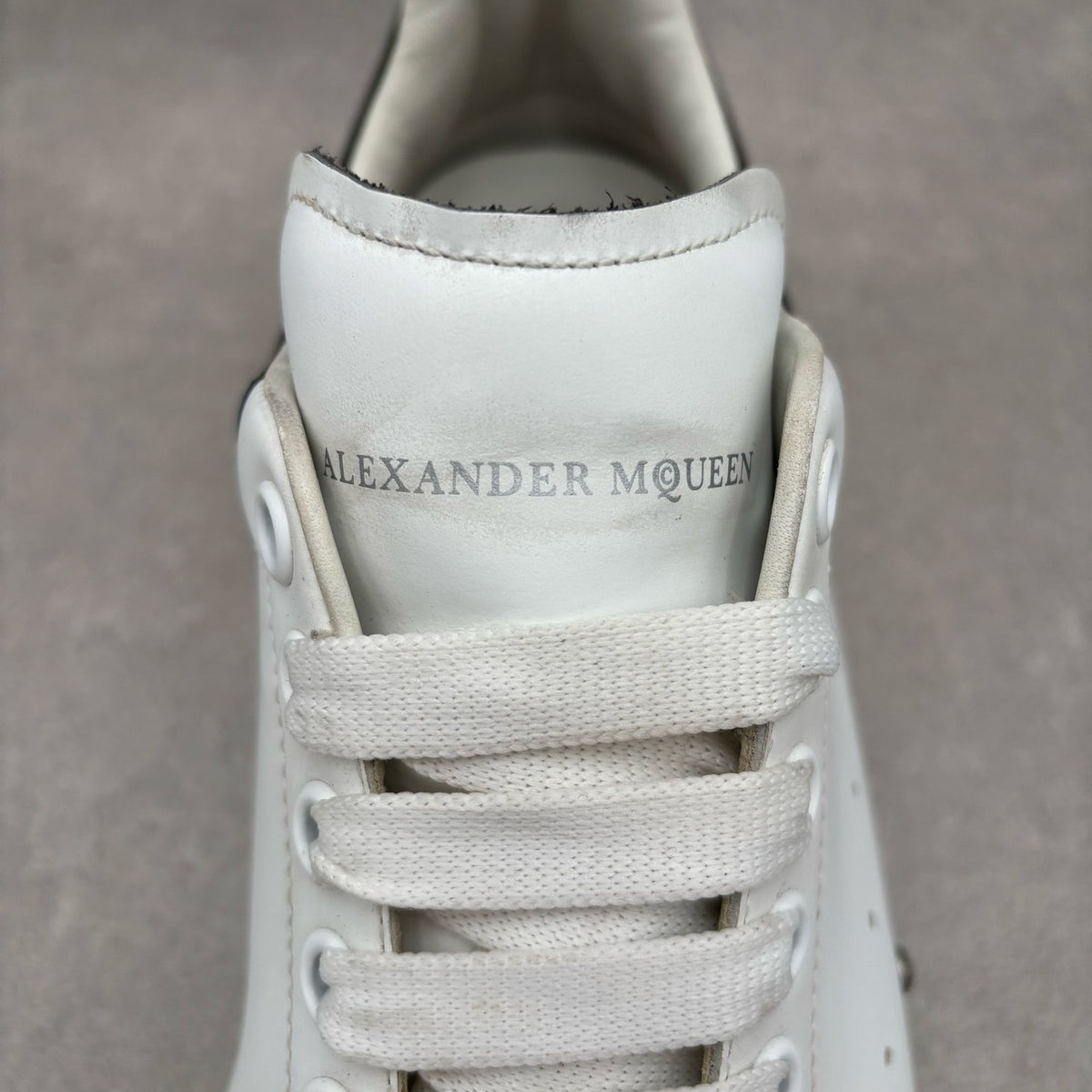 Oversized Studded White Black — photo 12