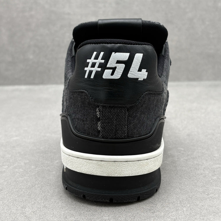Trainer Black White — photo 9