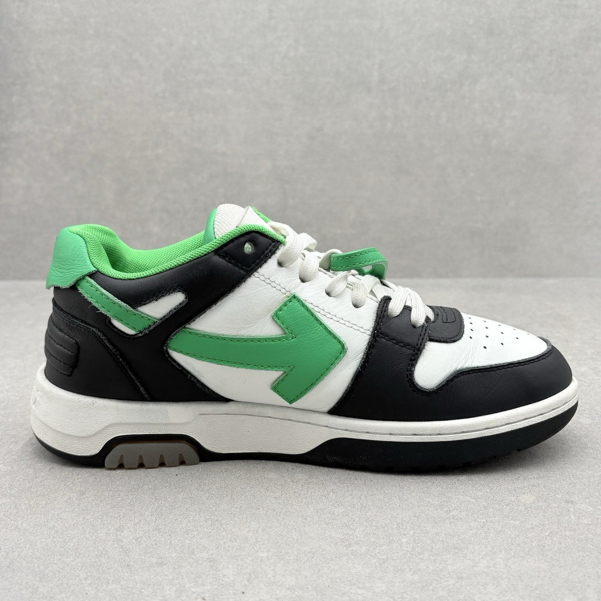 Out of Office Black Green — photo 9