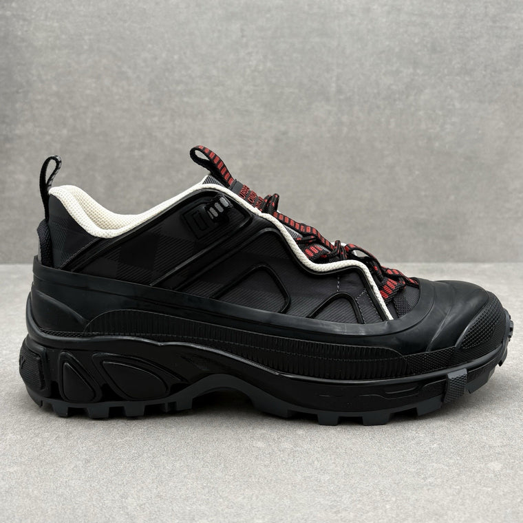 Arthur Check Sneaker 'Black Red' — photo 2