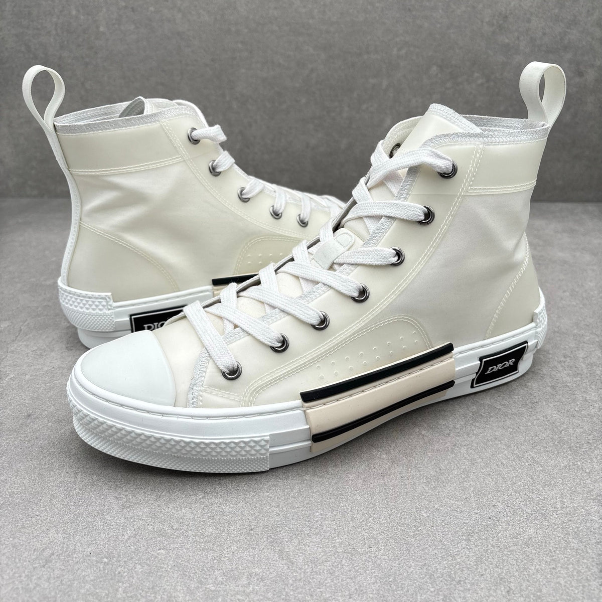 B23 High White