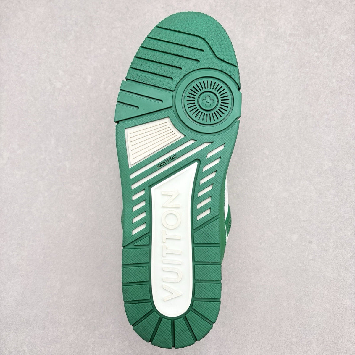 LV Trainer Green — photo 7