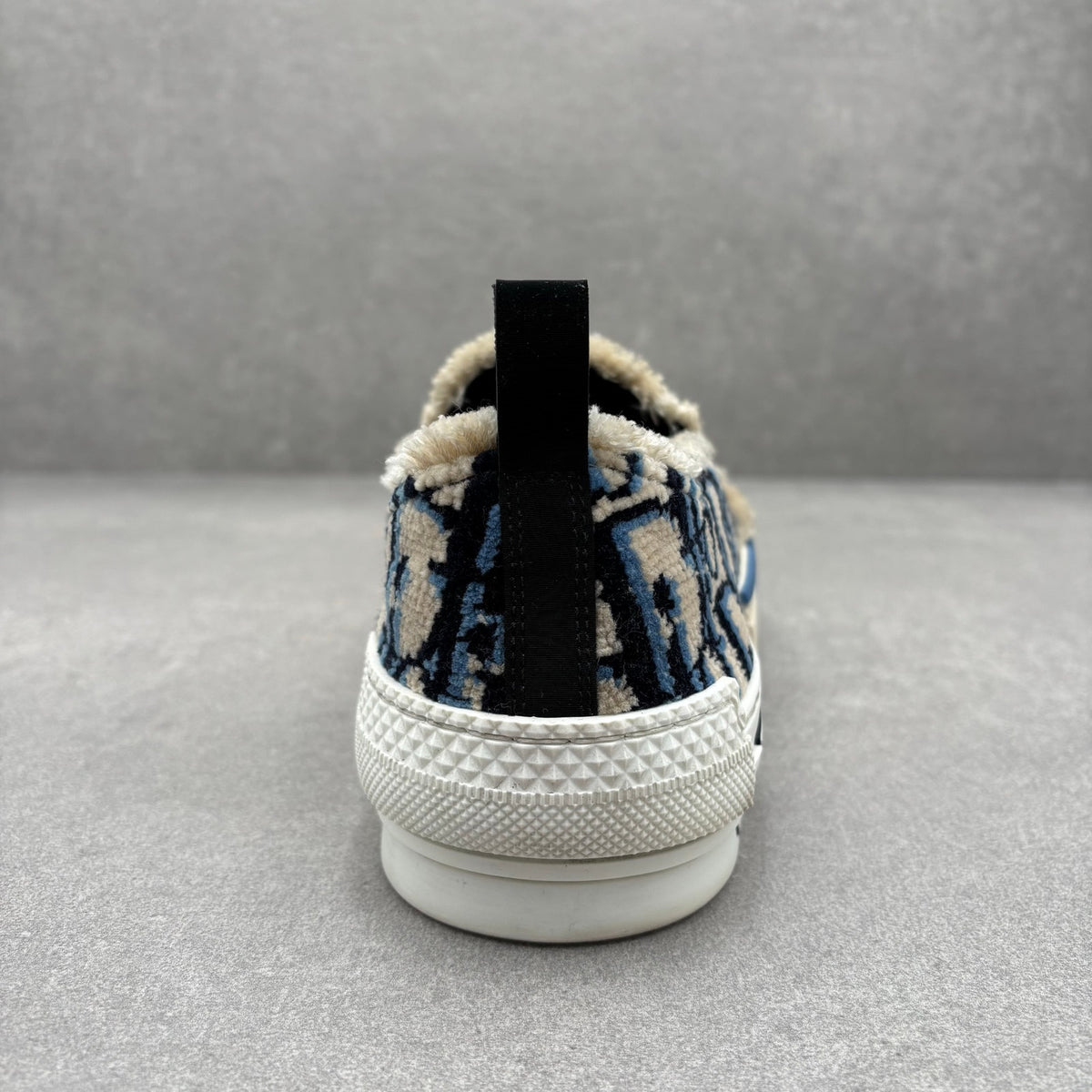 Dior furry oblique slippers Beige, Blue — photo 3