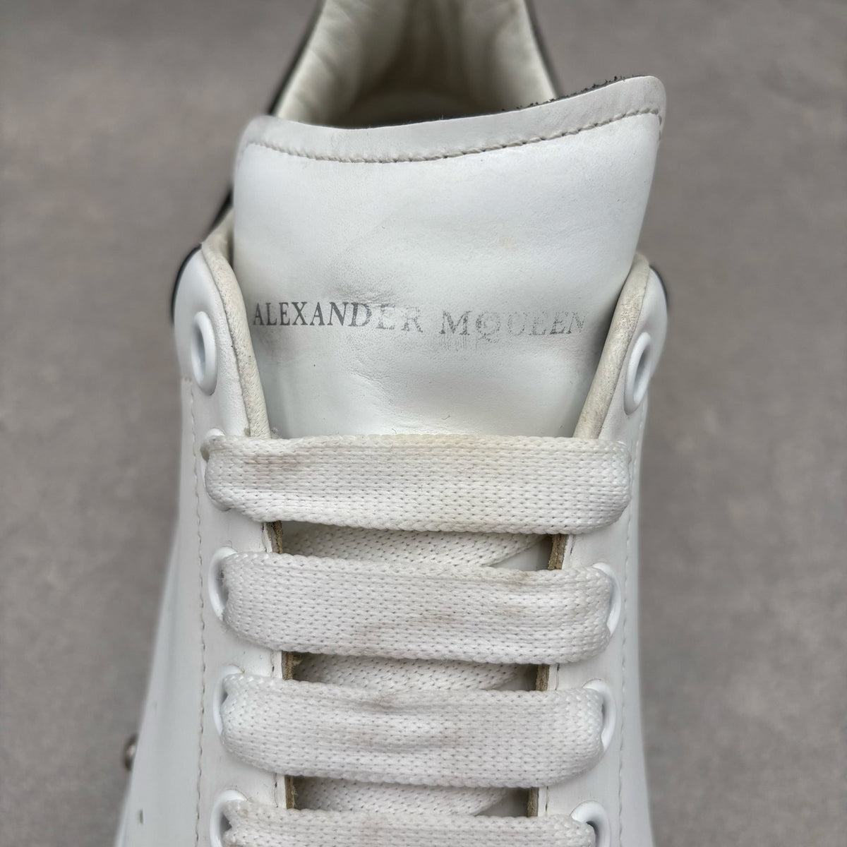 Oversized Studded White Black — photo 6