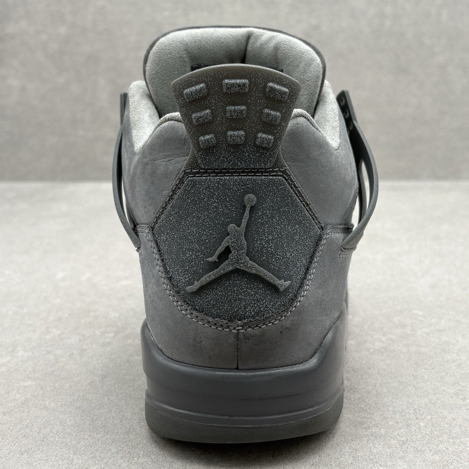 Air Jordan 4 Retro SE ' Wet Cement ' | Size 9.5 US