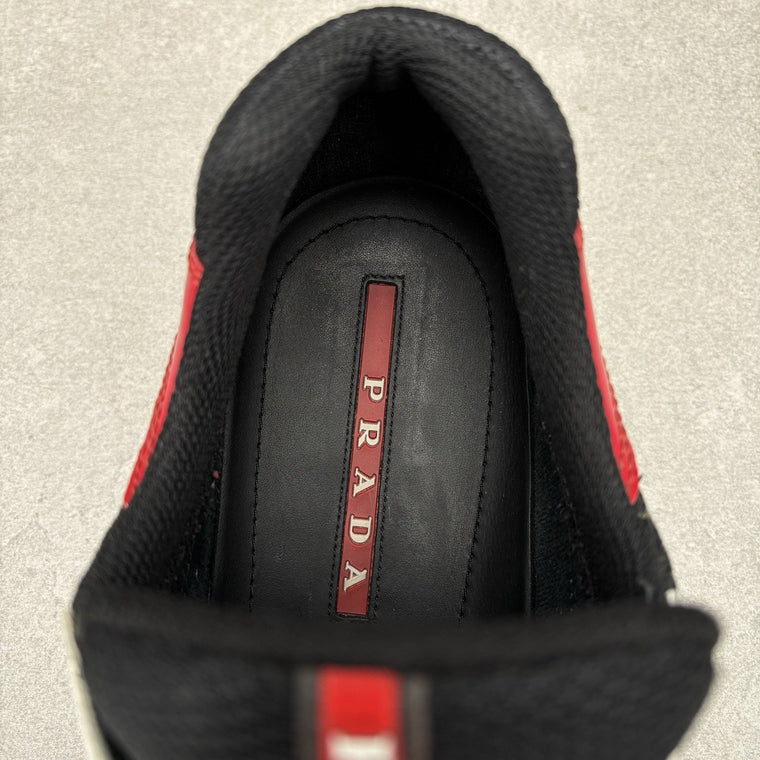 Americas Cup Black White Red — photo 7