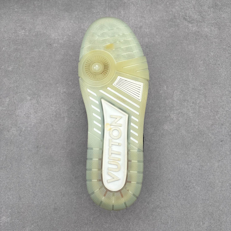 Trainer Black Monogram — photo 13