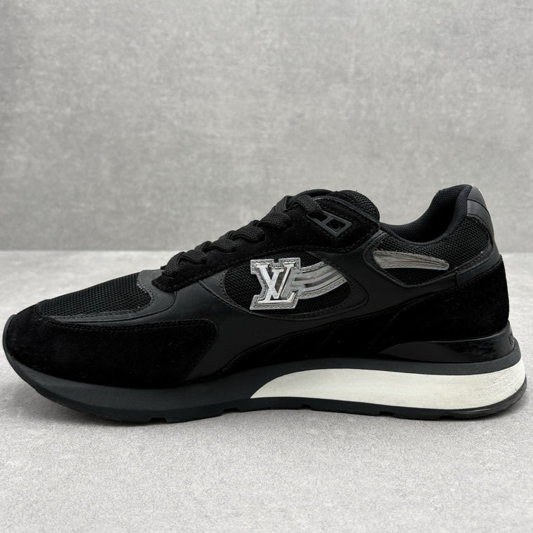 Run Away Black — photo 4