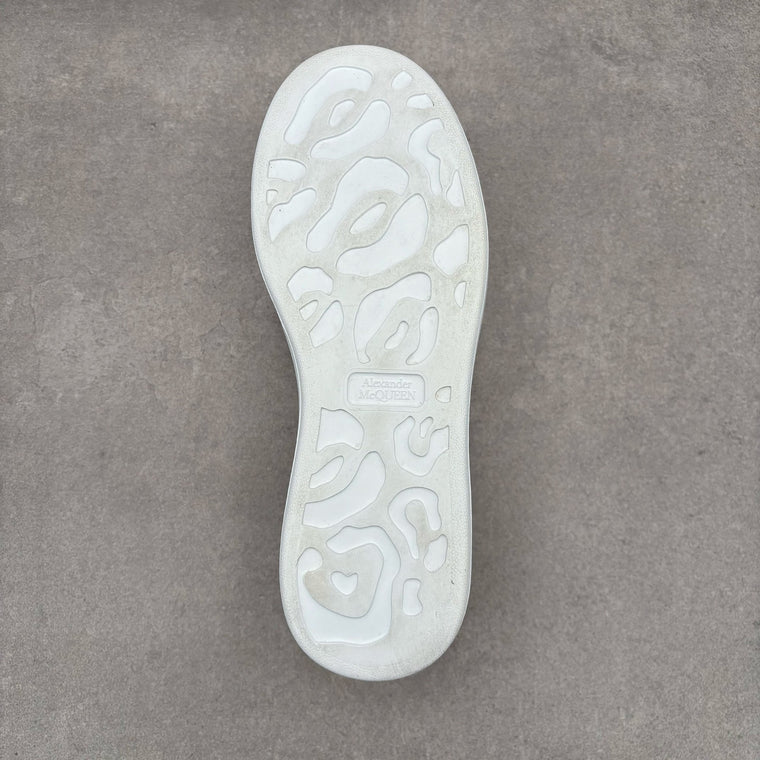 Oversized Sneaker White Gold — photo 13