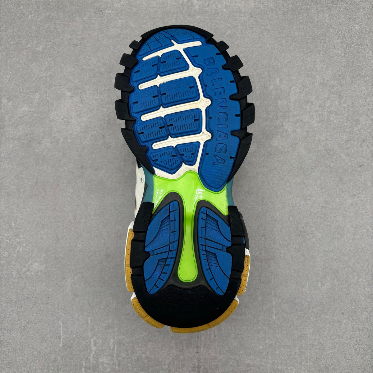 Track Black Green Blue Gold — photo 13