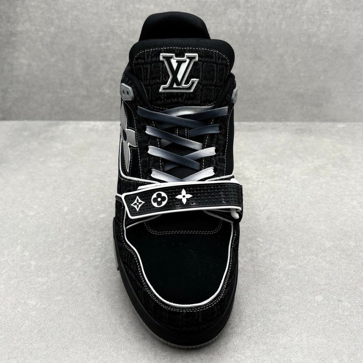 WORN ONCE! Louis Vuitton Crocodile Denim Strap Trainer — photo 5