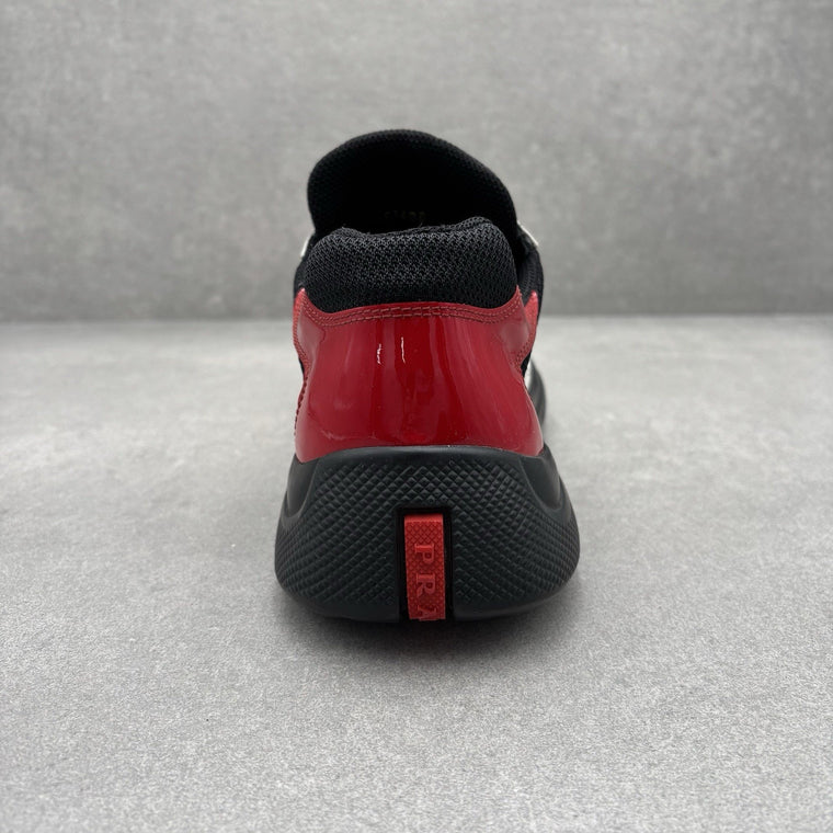 Americas Cup Black White Red — photo 3