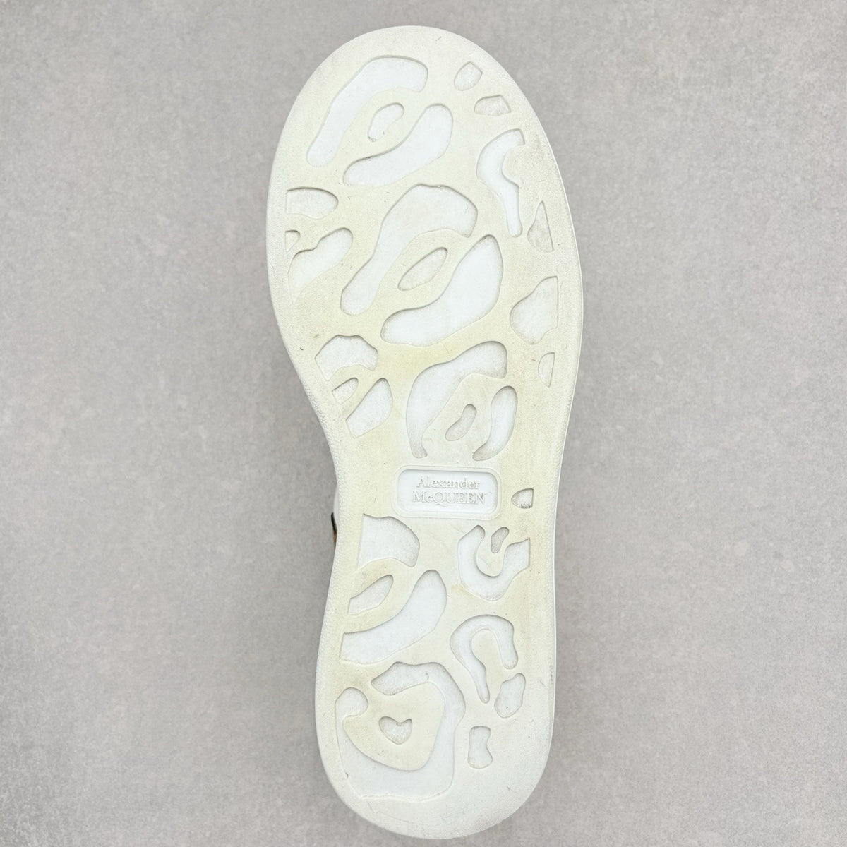 Oversized Sneaker Gold Crocodile — photo 12