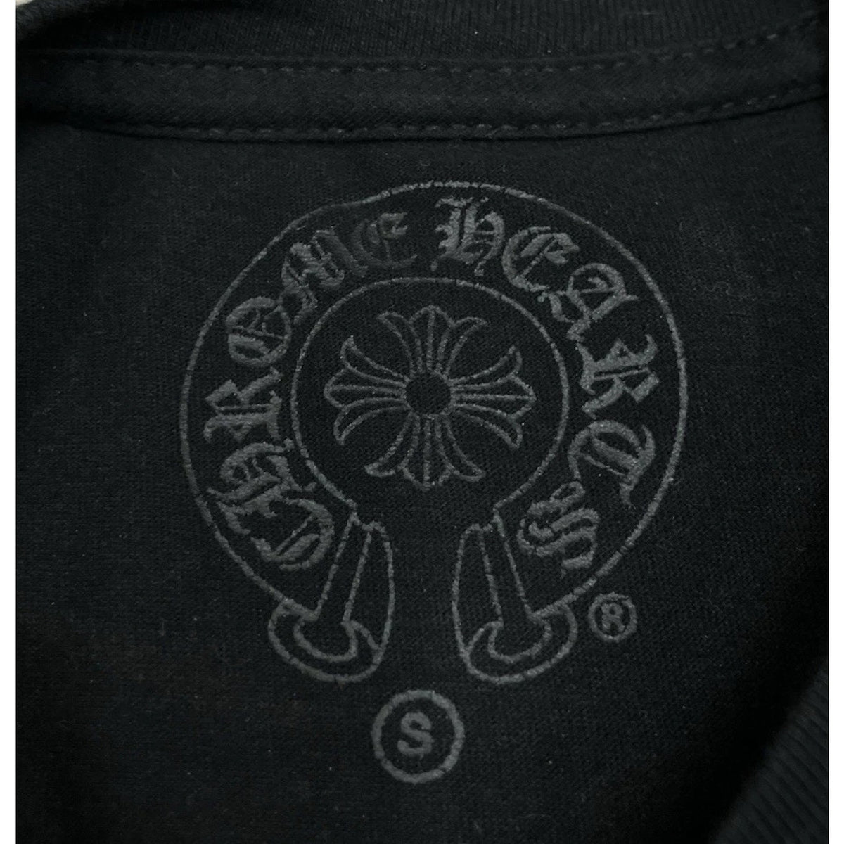 Cross & Plus Logo T-Shirt Black — photo 5