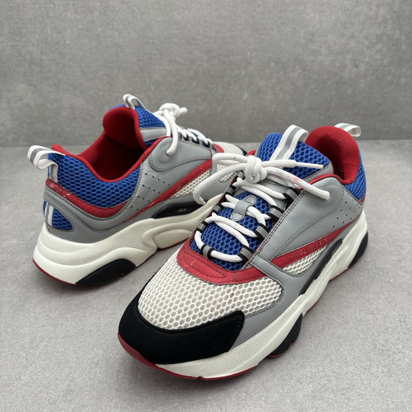 B22 Sneaker Gray, Red, Blue
