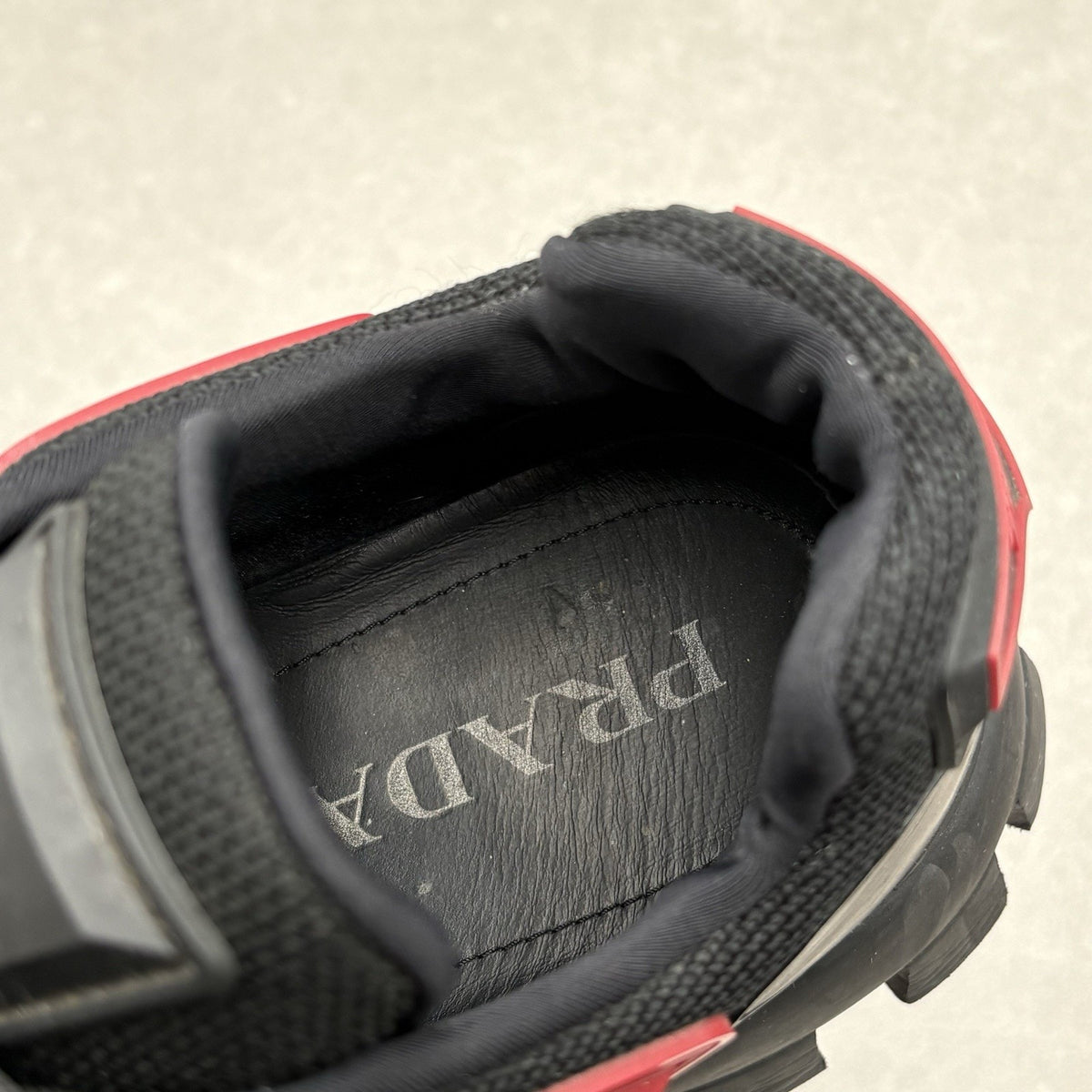 Cloudbust Thunder Red Black — photo 6