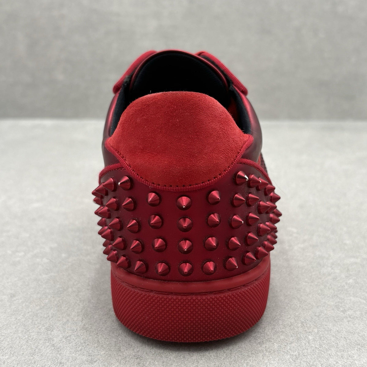 Low Spiked Black Red — photo 3