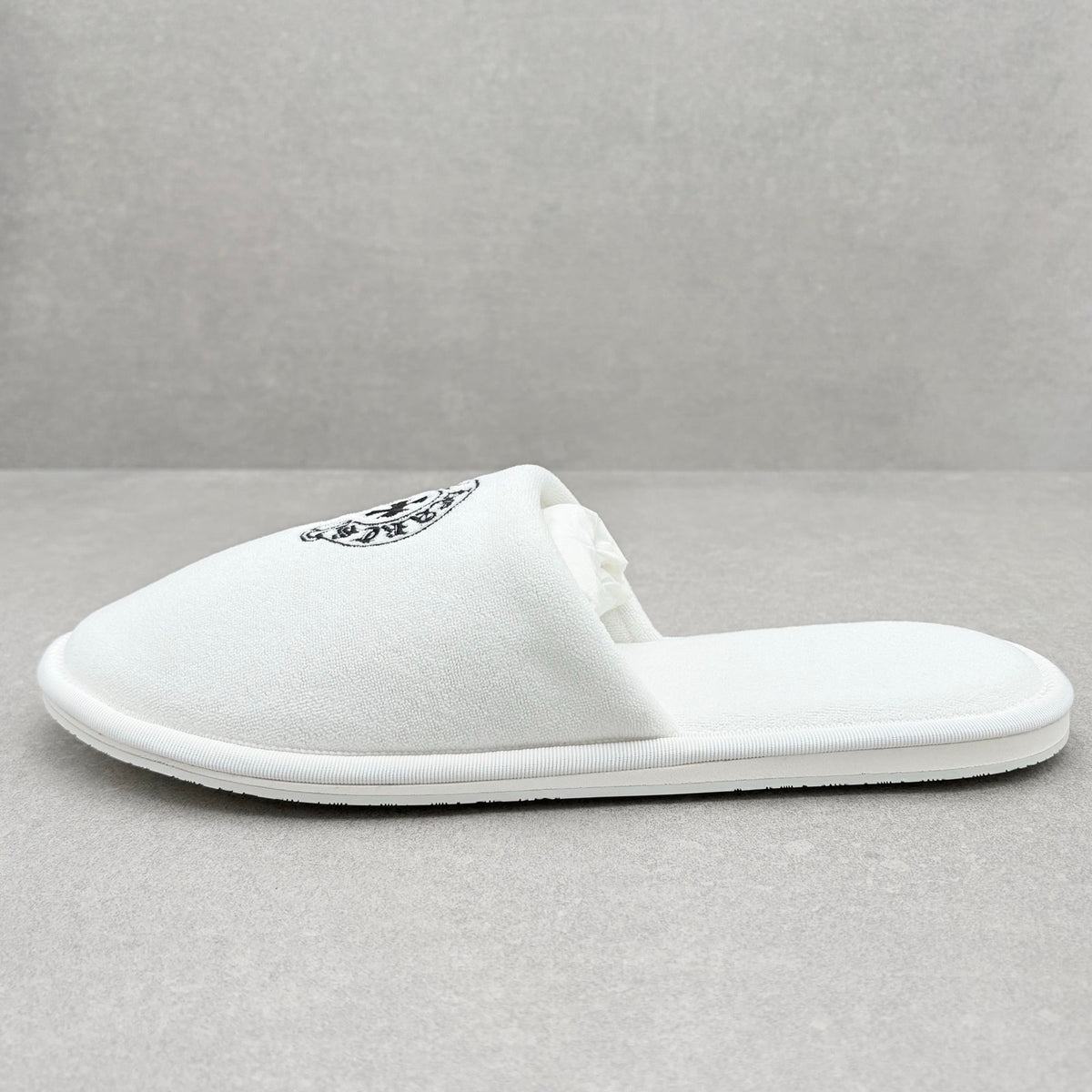 Horseshoe Hotel Slippers White — photo 10