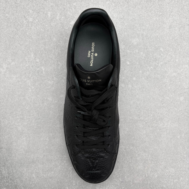 WORN ONCE! Louis Vuitton Luxembourg Monogram Sneaker Black — photo 5