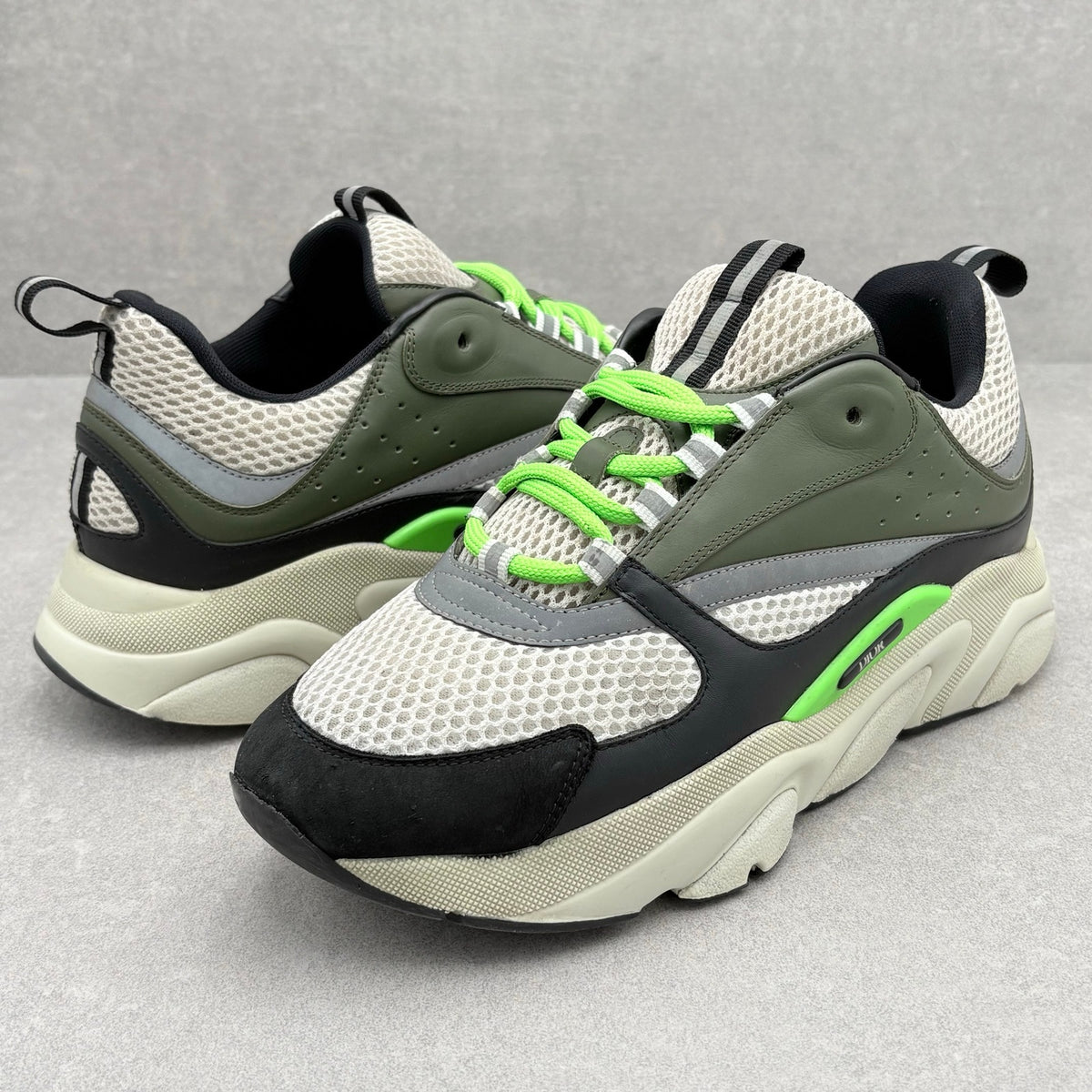 B22 Reflective Sneaker Cream White Olive Black