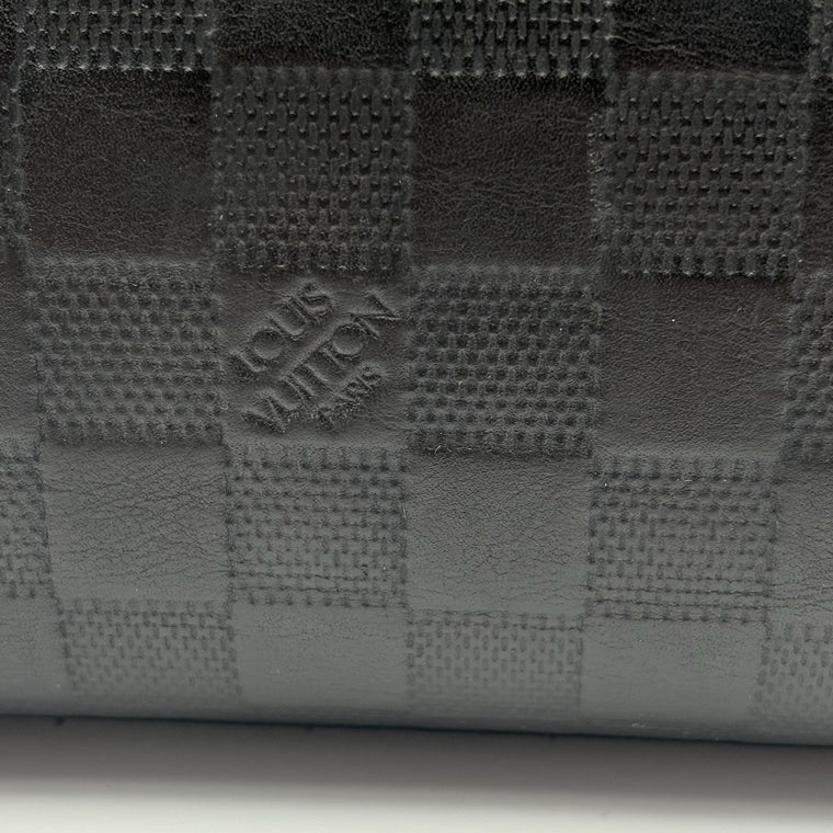 Damier Infini Discovery Messenger Bag MM Onyx Black — photo 4
