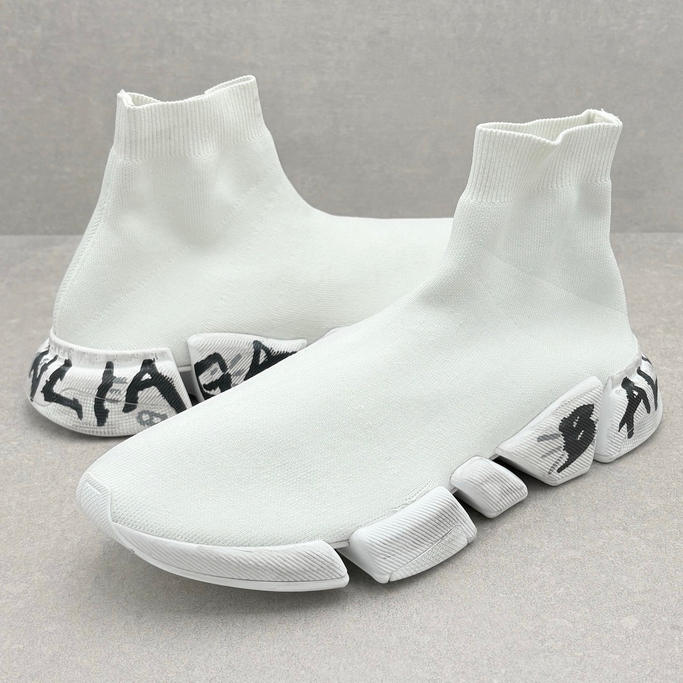 Speed 2.0 Graffiti Trainer White