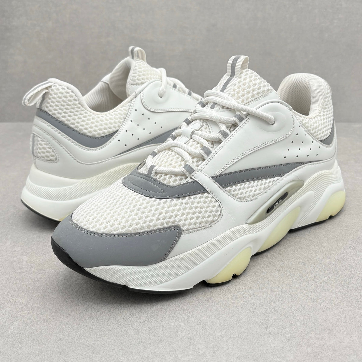 B22 Sneaker White Reflective