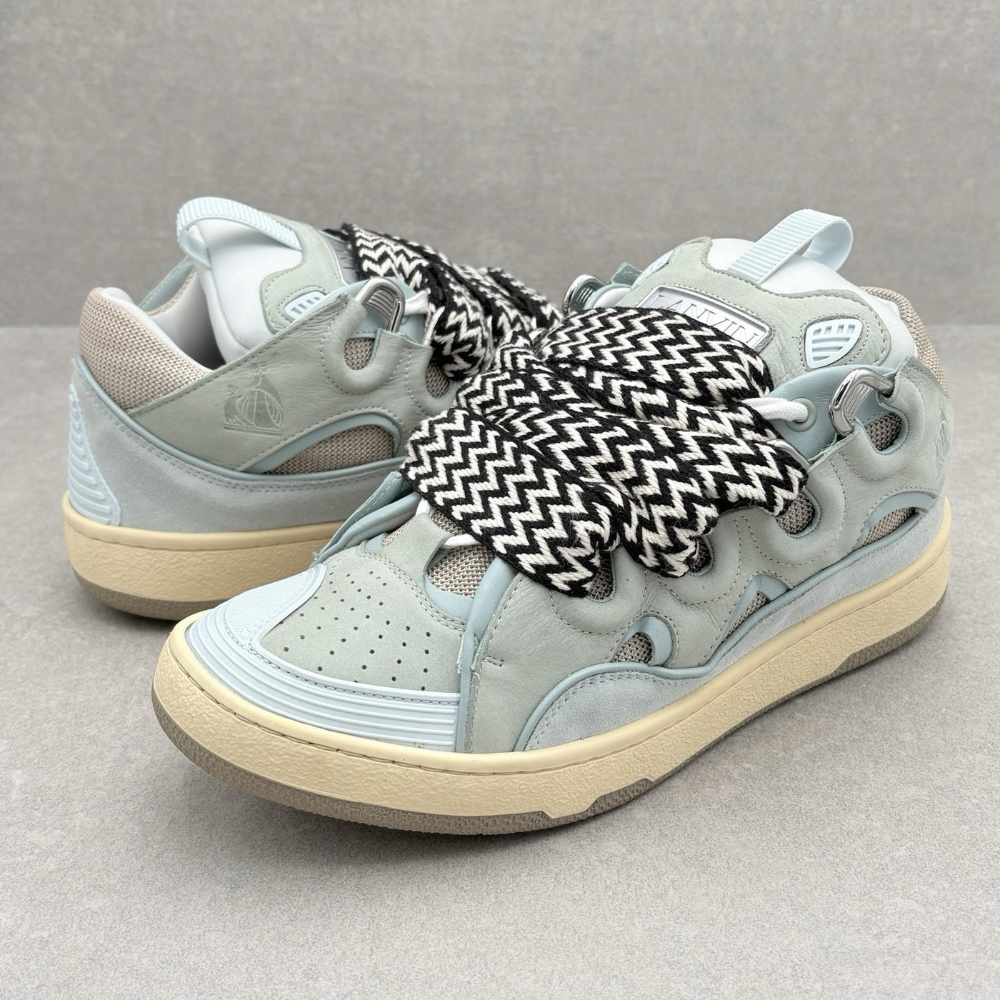 Curb Sneaker Light Blue