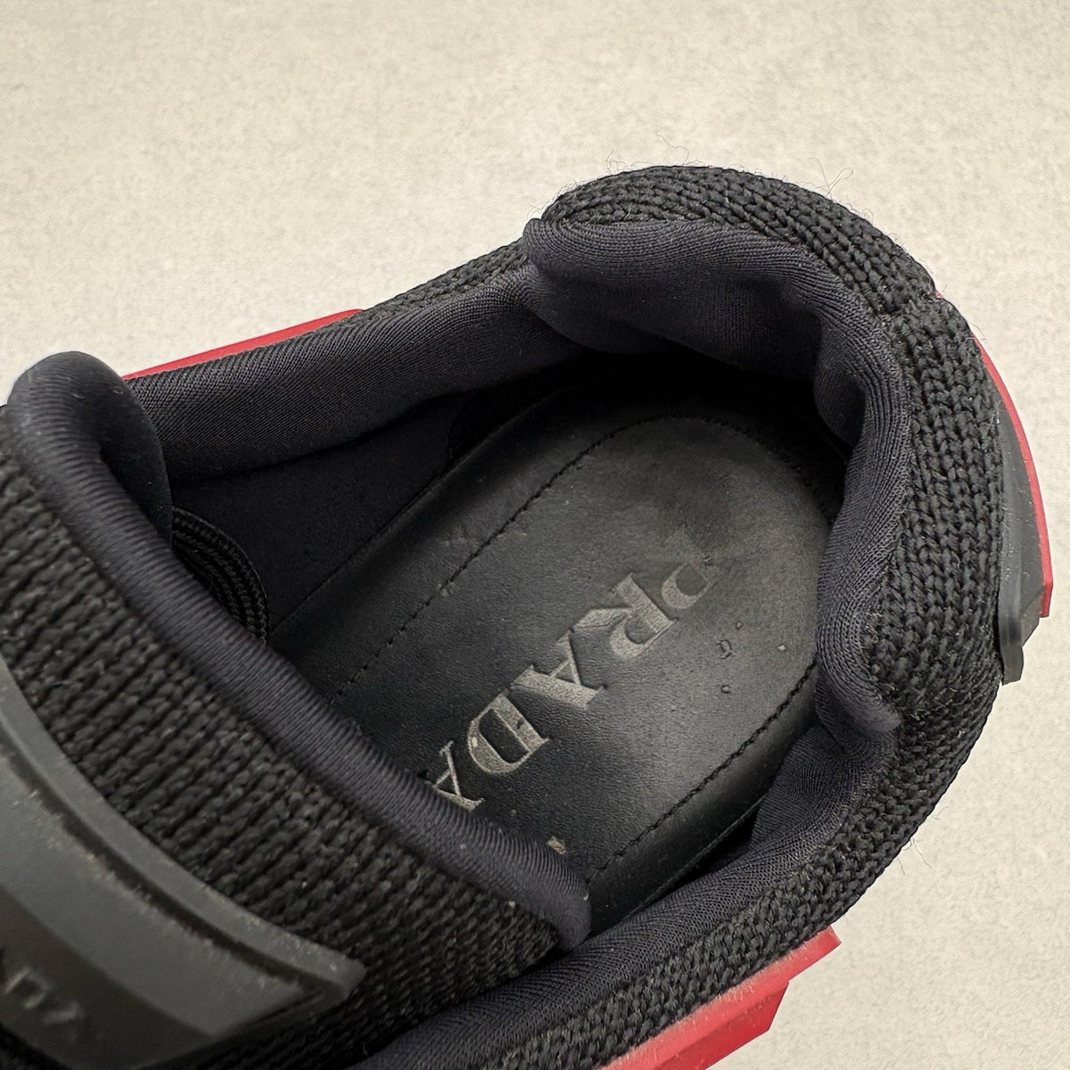 Cloudbust Thunder Red Black — photo 12