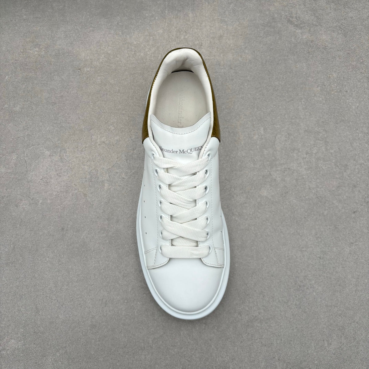 Oversized Sneaker White Gold — photo 5