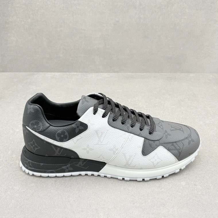 TRIED ON! Louis Vuitton Tri Color Run Away — photo 2