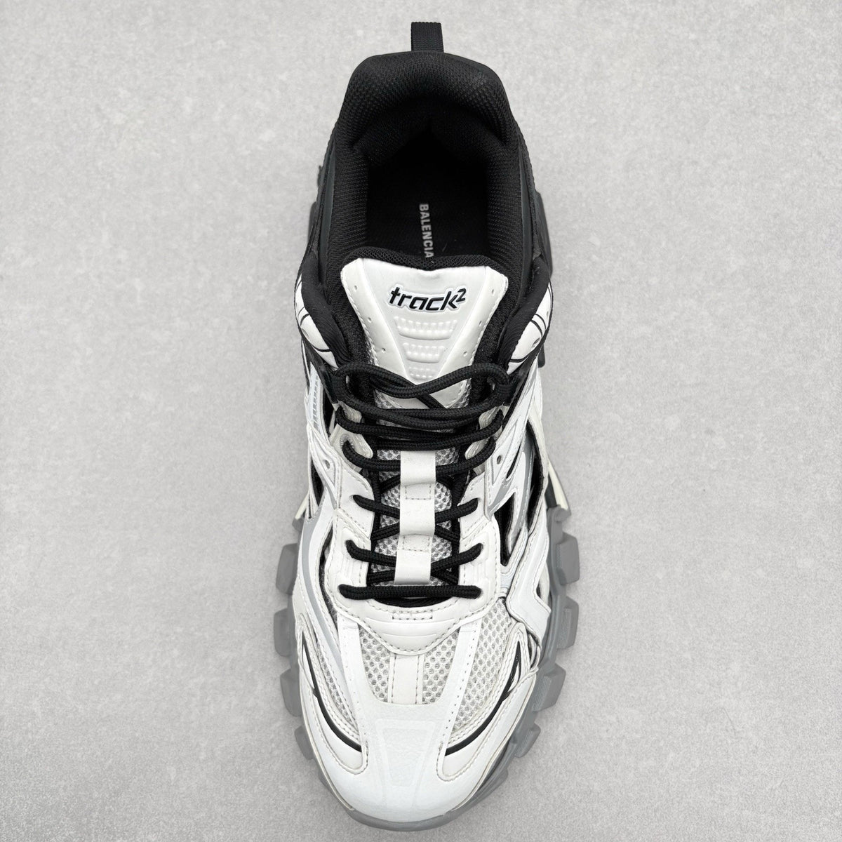 Track 2 Trainer White Black — photo 11