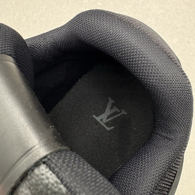 Trainer Mid Black Monogram Red — photo 12
