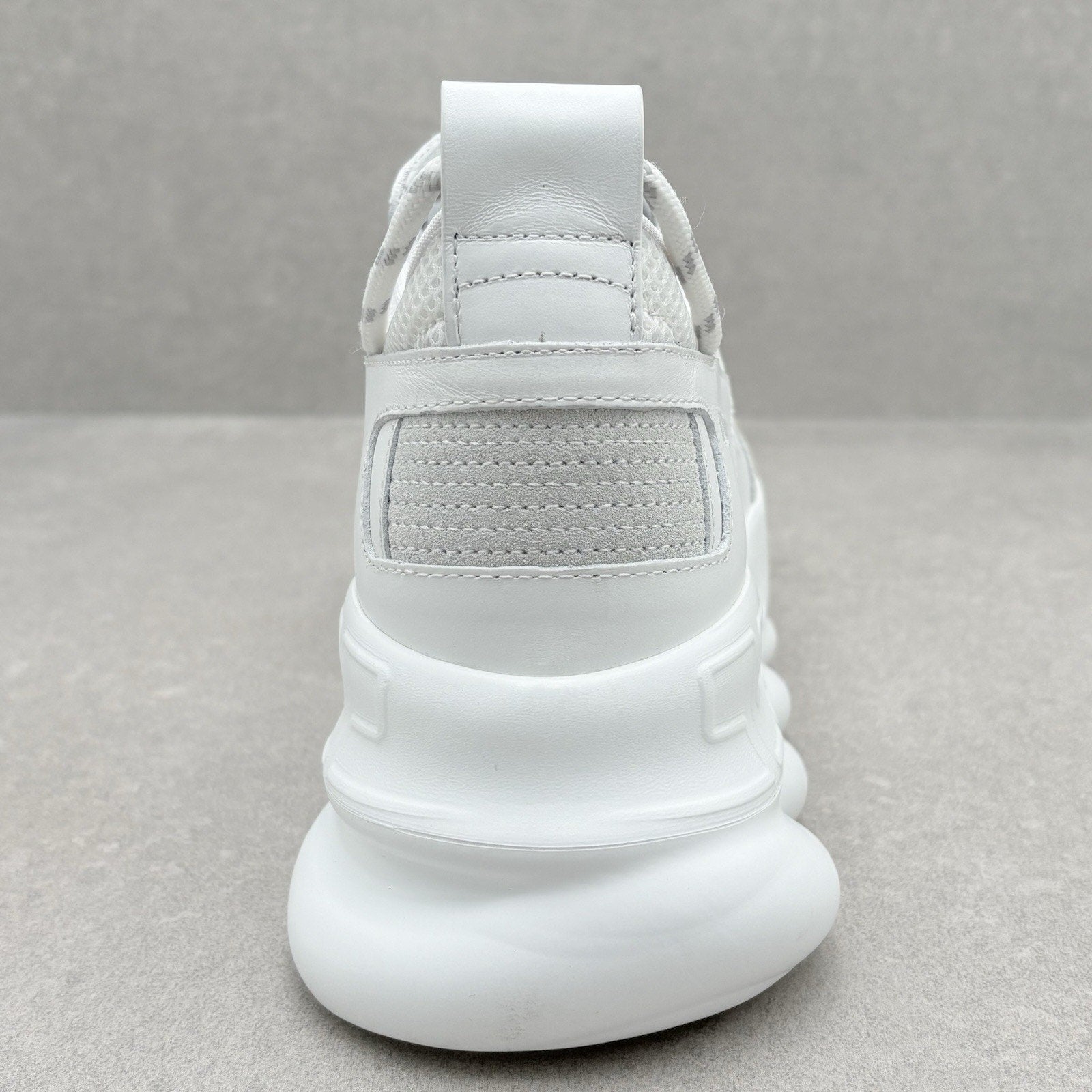 Versace Chain Reaction Sneakers ' White ' | Size 41.5 (8.5 US)