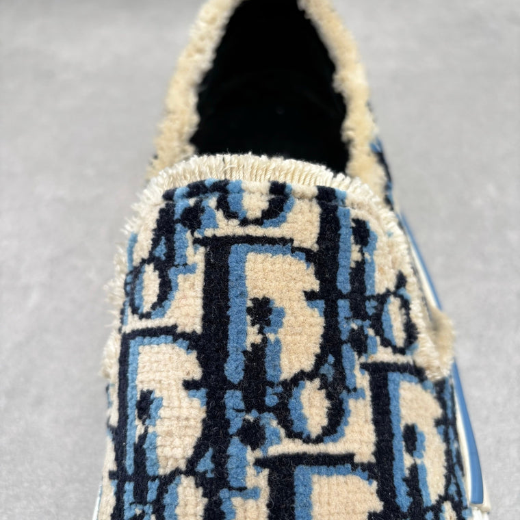 Dior furry oblique slippers Beige, Blue — photo 12