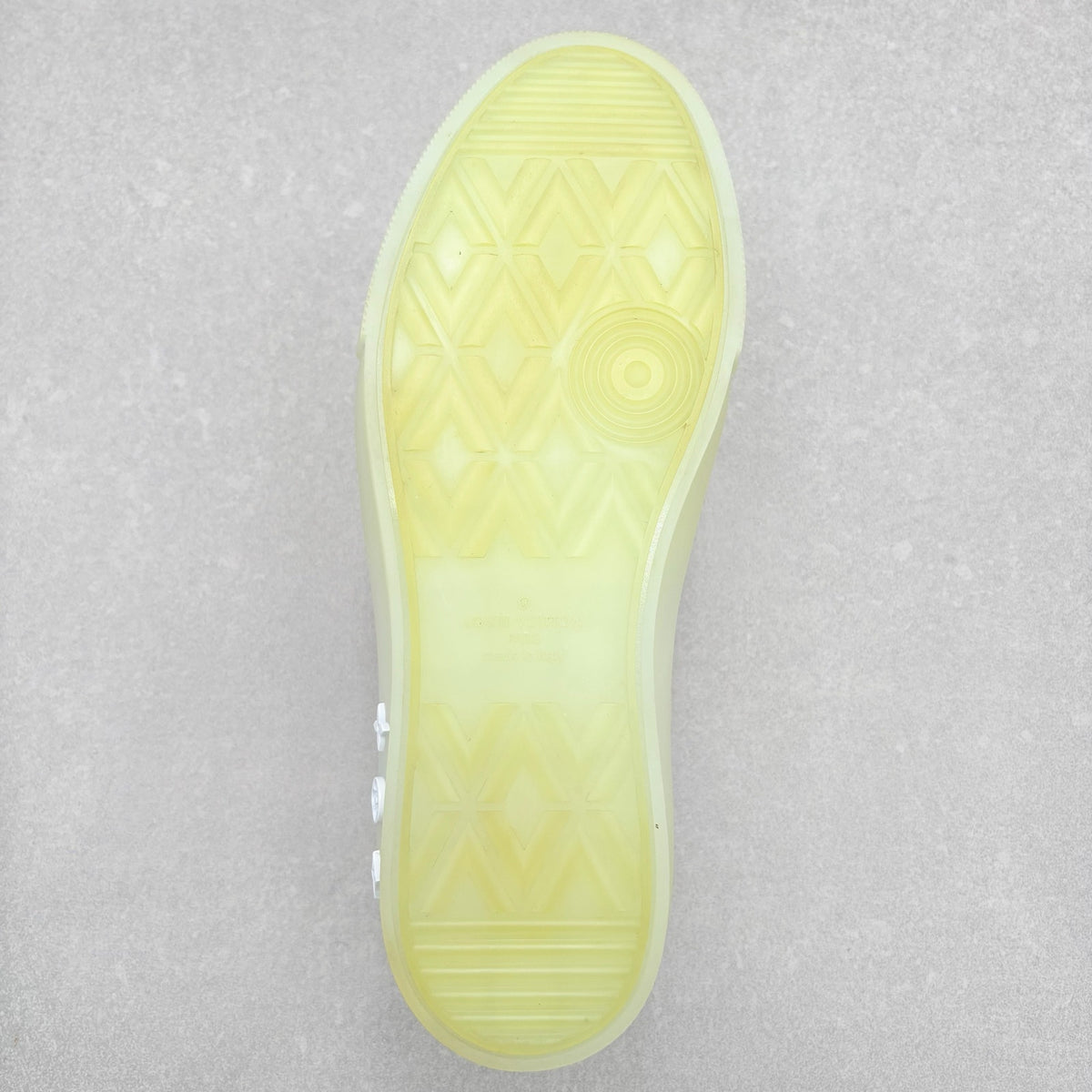 Ollie Rainbow Monogram — photo 7