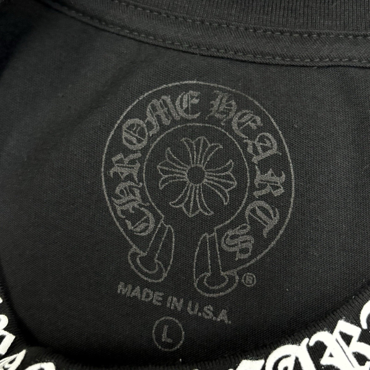 Neck & Vertical Logo Long Sleeve Black — photo 7