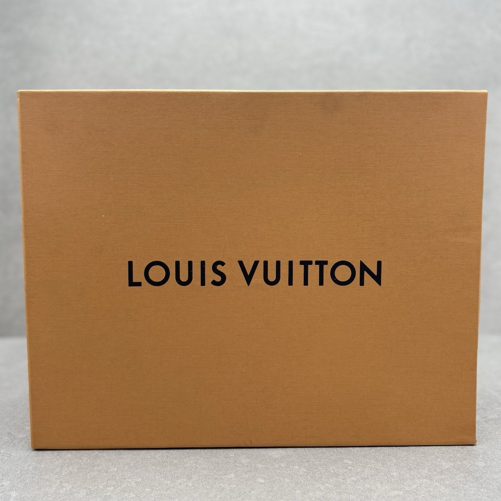 Louis Vuitton Trainer ' White Black ' | Size 6.5 LV (7.5-8 US)