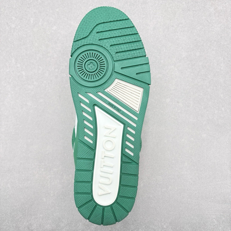 LV Trainer Green — photo 13