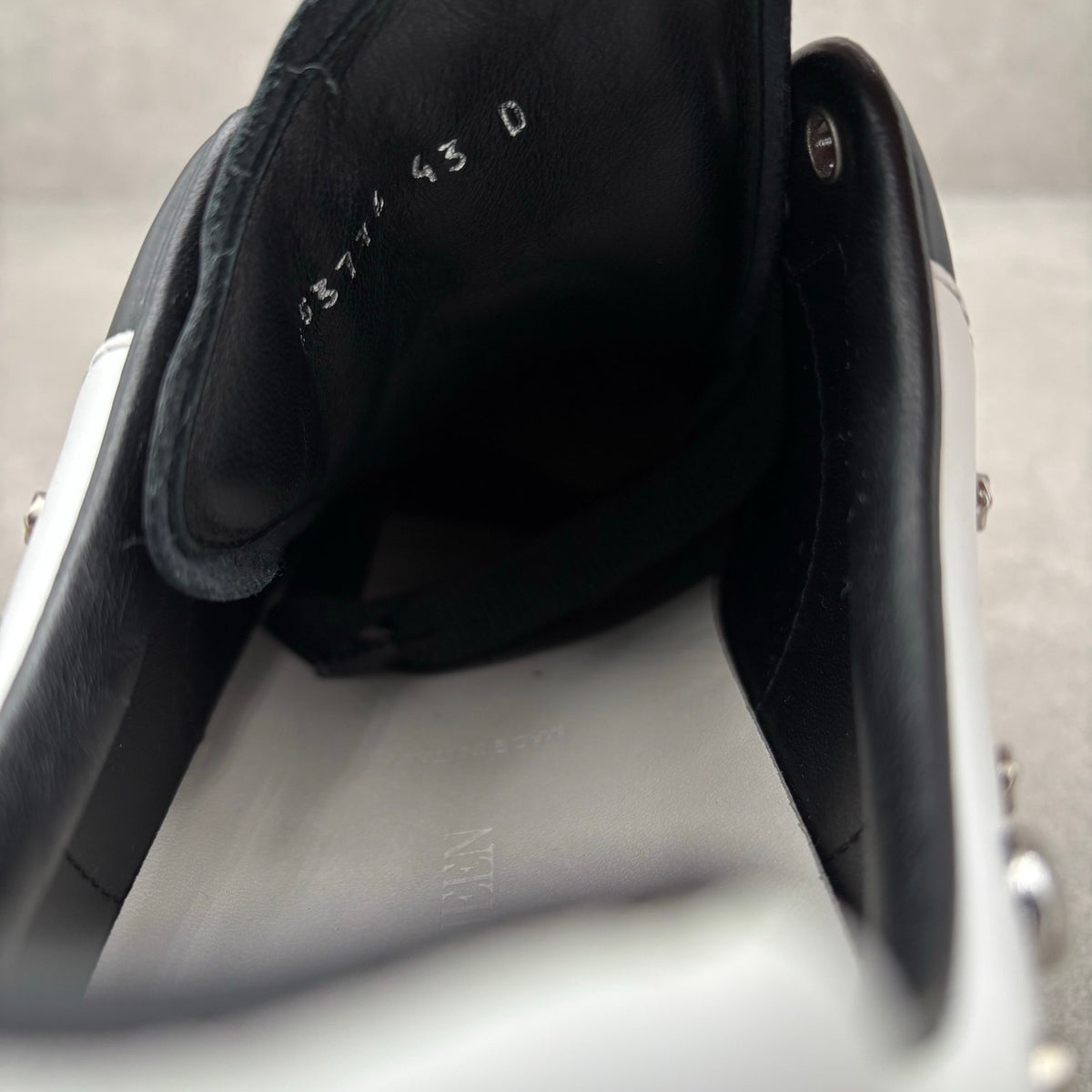 Studded Oversized Black White — photo 14