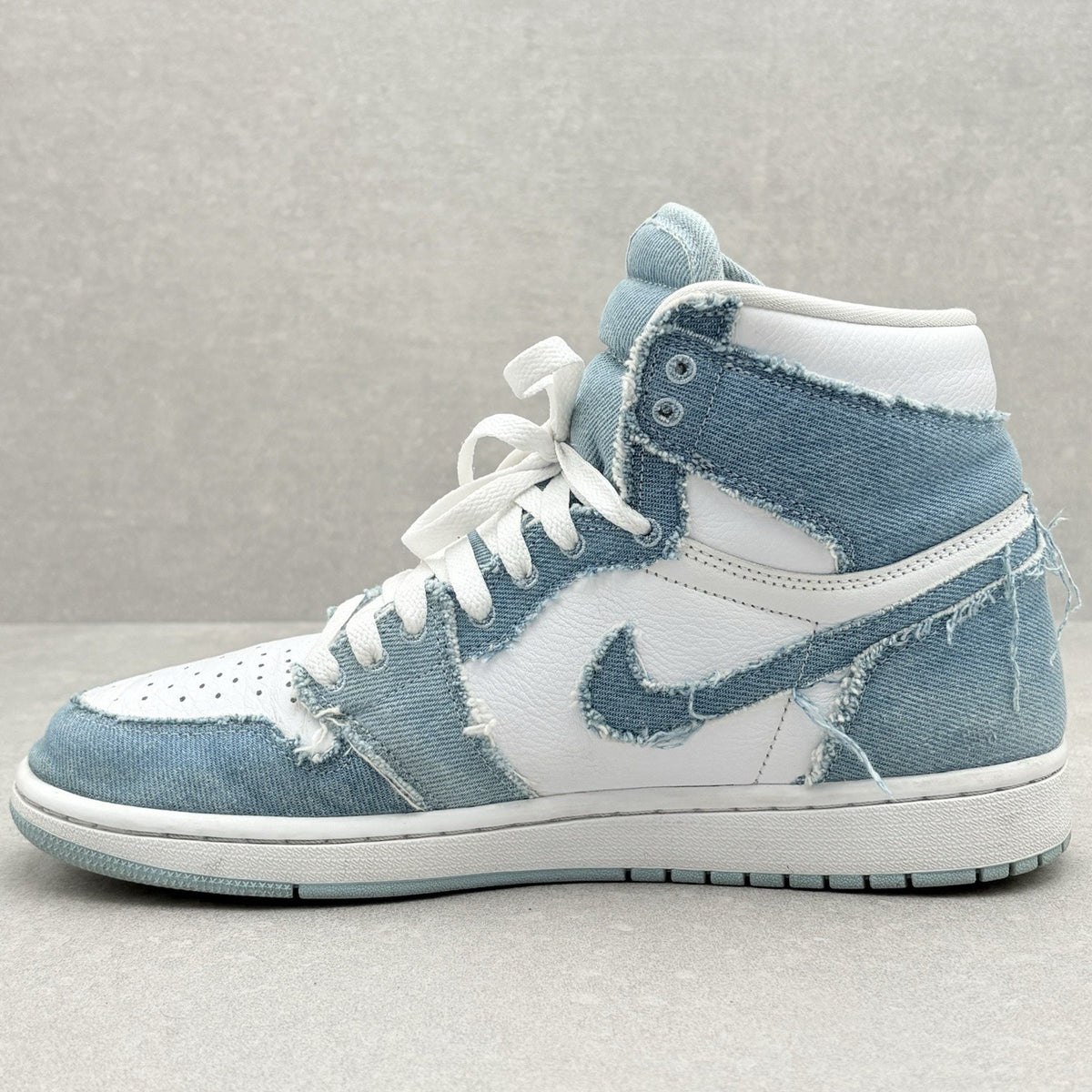 1 High OG Denim 2022 — photo 4